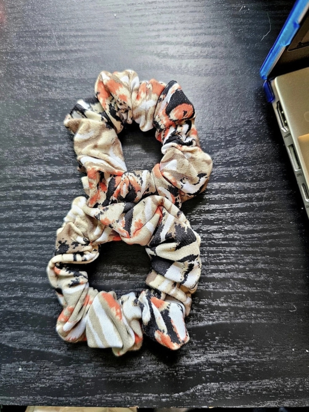 Coriander & Cumin Set of Two Scrunchies in Beige & Black Handmade